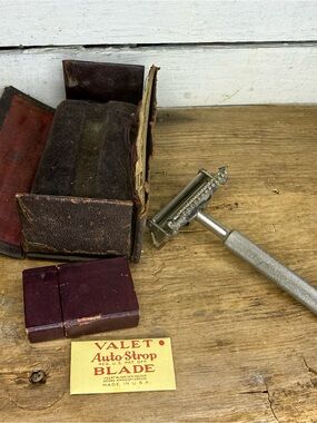 Antique Valet Auto Strop Safety Razor Kit with Case | Vintage Shaving Collectibl